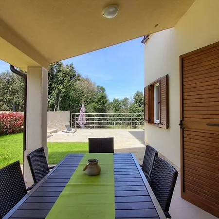 Mit Privatpool Fuer 20 Personen Ca 400 Qm In Banjole, Istrien Istrische Riviera Holiday home *